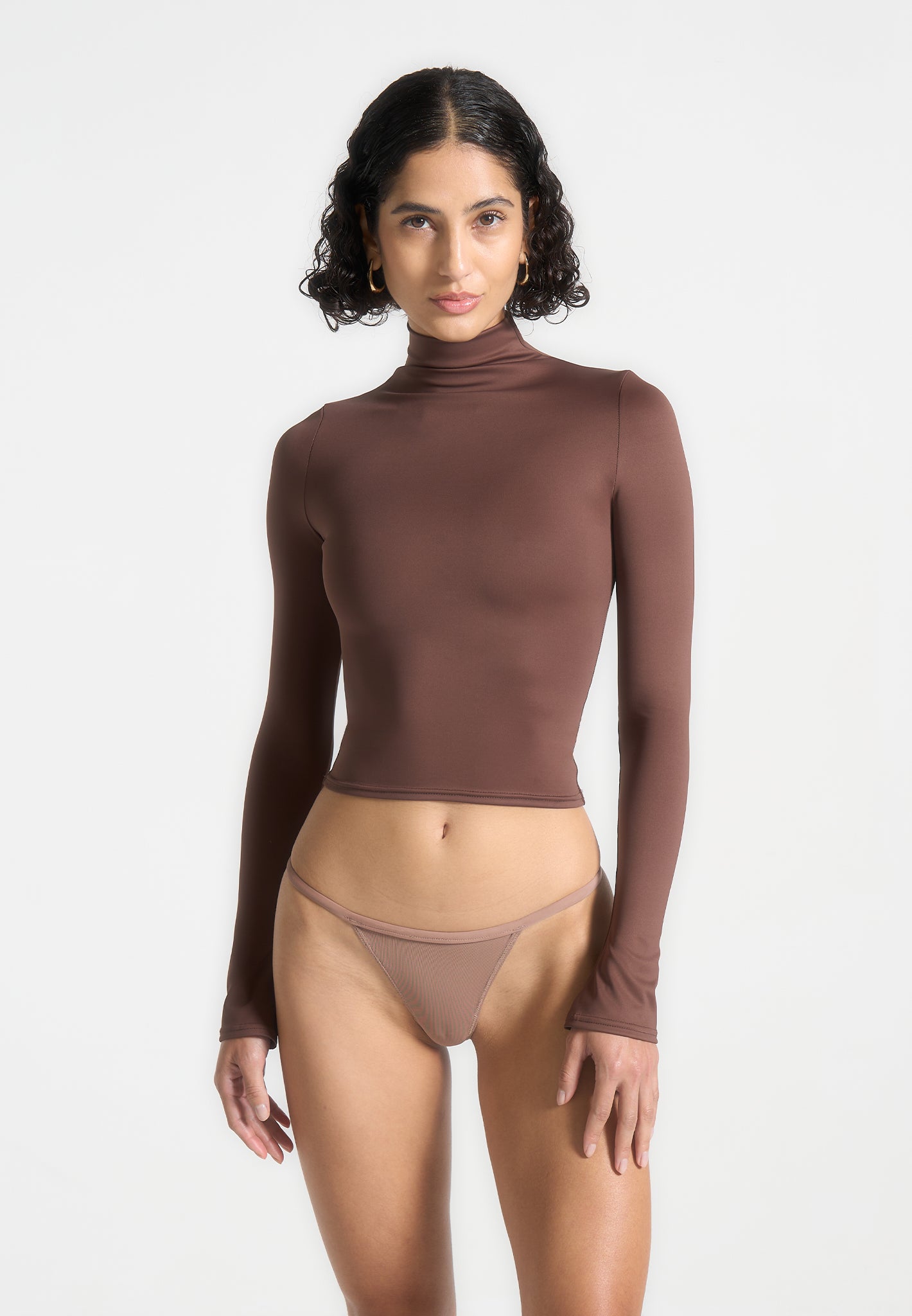 eternelle-mock-neck-long-sleeve-top-brown