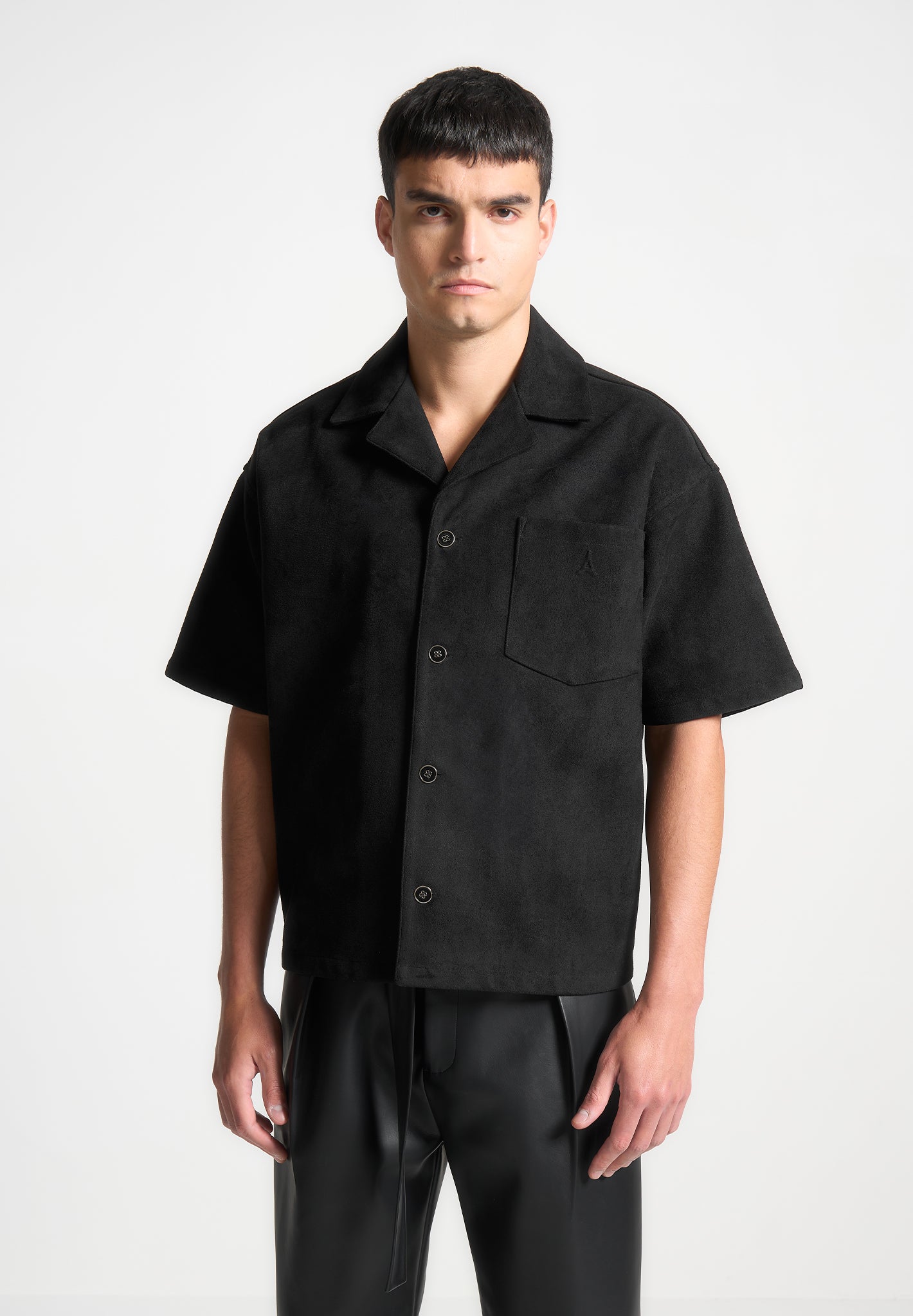 boxy-suede-shirt-black