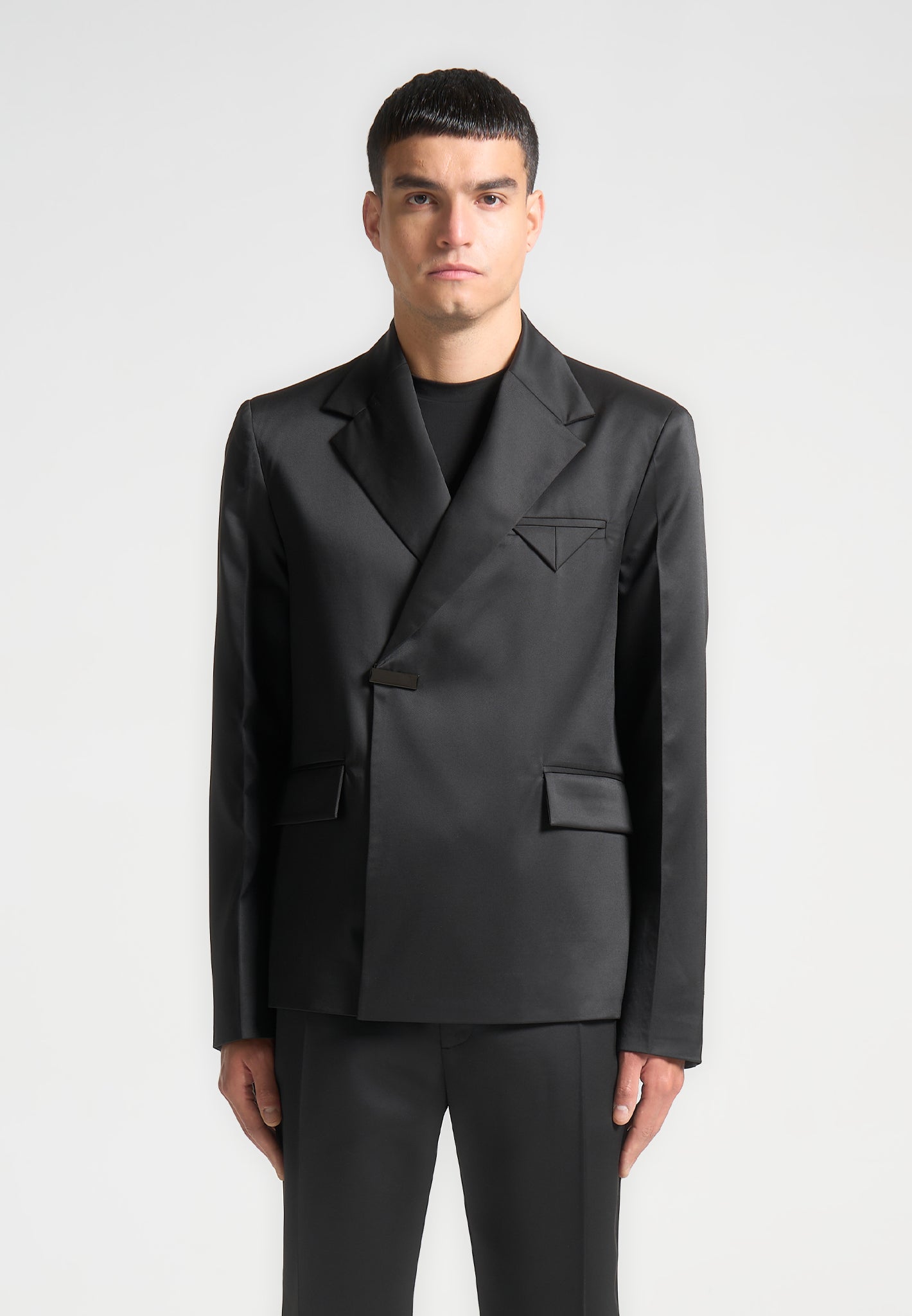 double-breasted-satin-suit-jacket-black