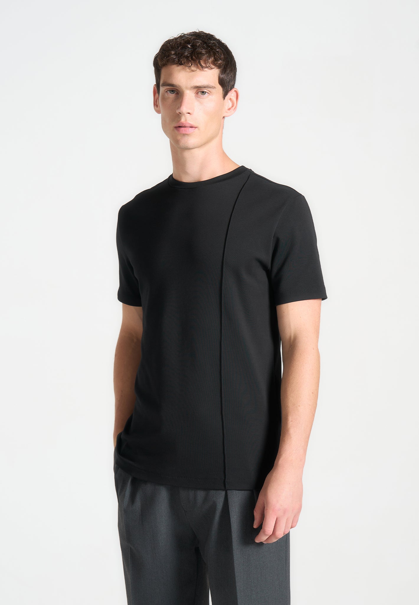 Éternel Slim Fit Cotton T-Shirt with Pintuck - Black