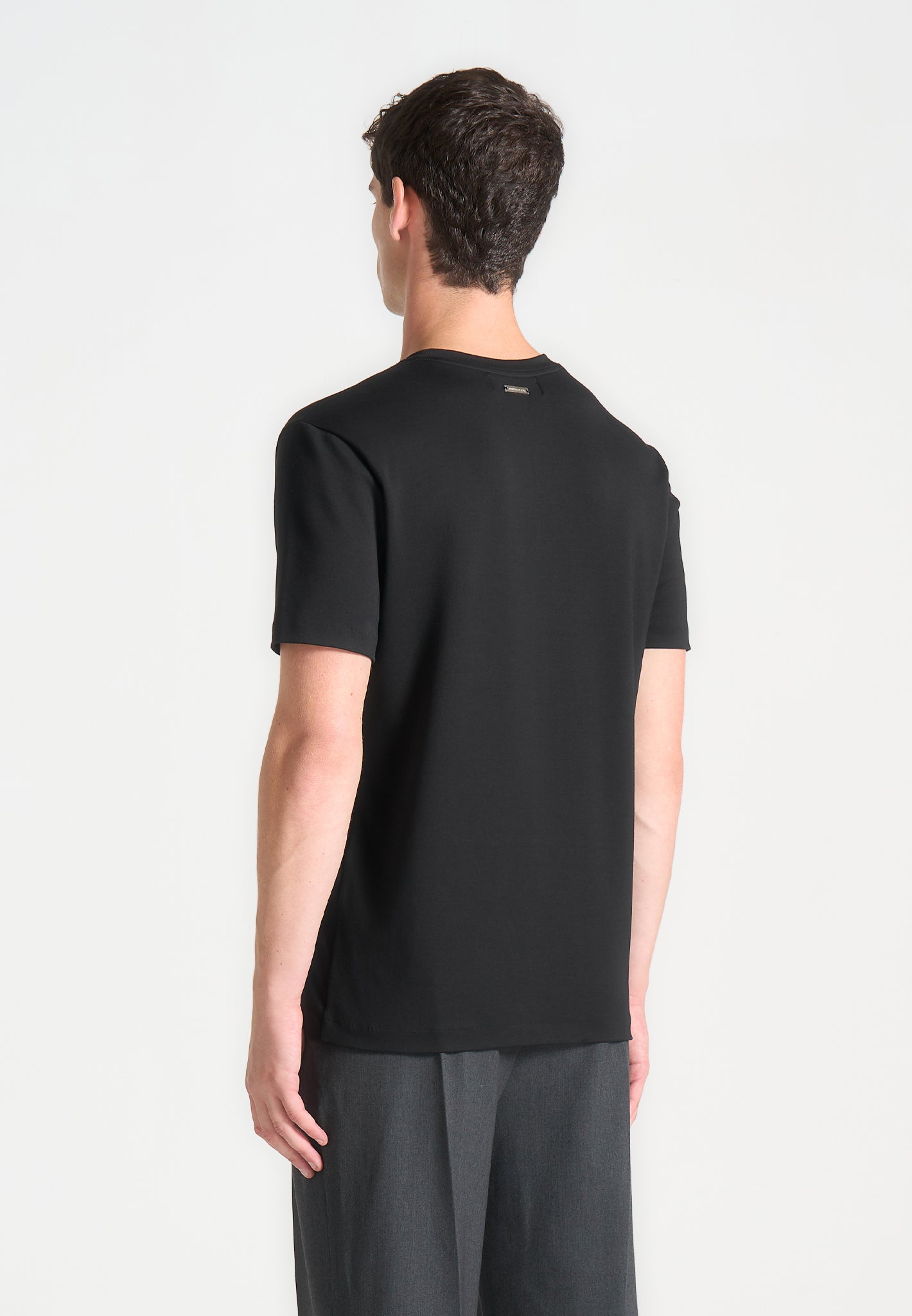 Éternel Slim Fit Cotton T-Shirt with Pintuck - Black