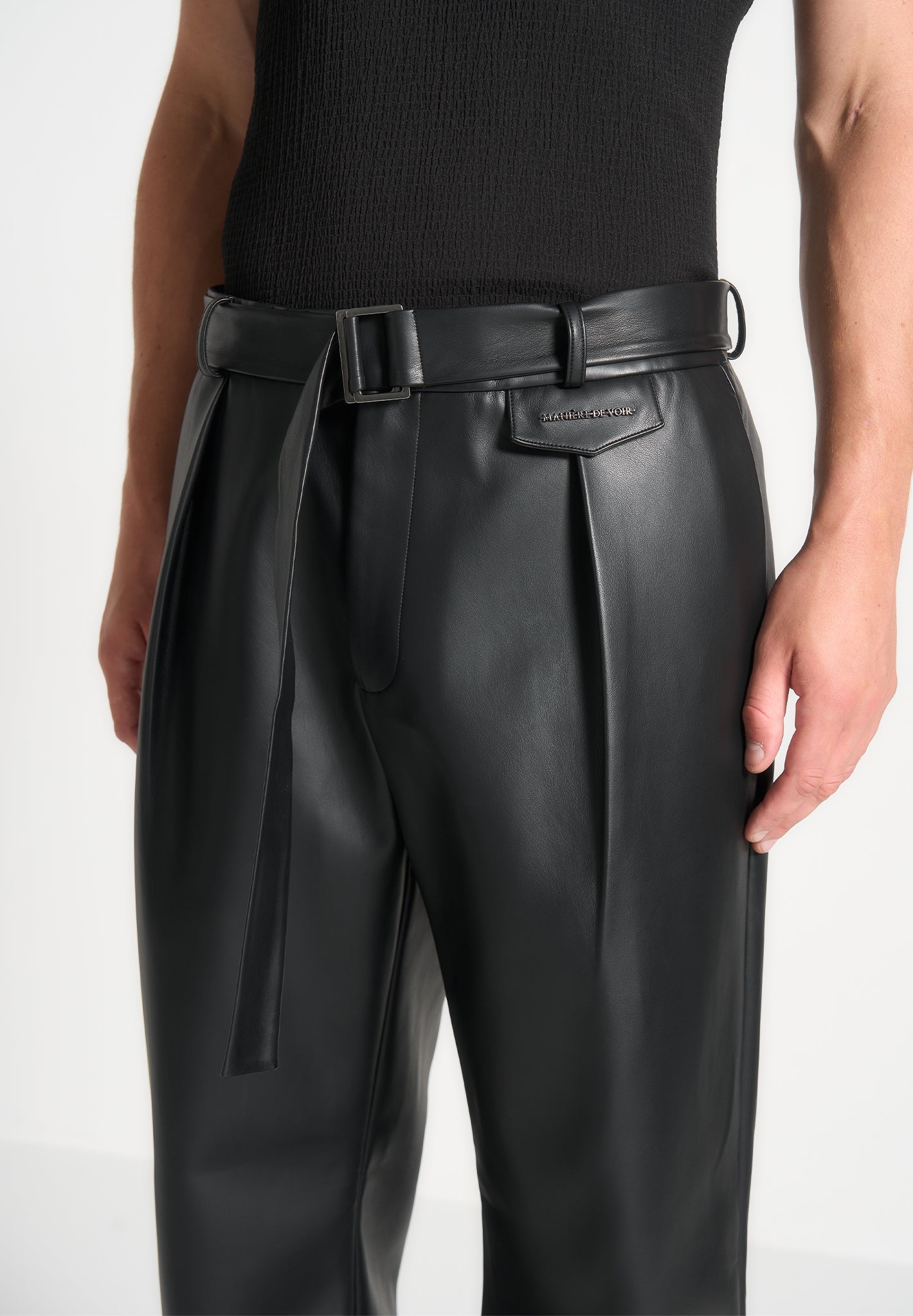 Relaxed Fit Vegan Leather Pleated Trouser - Black