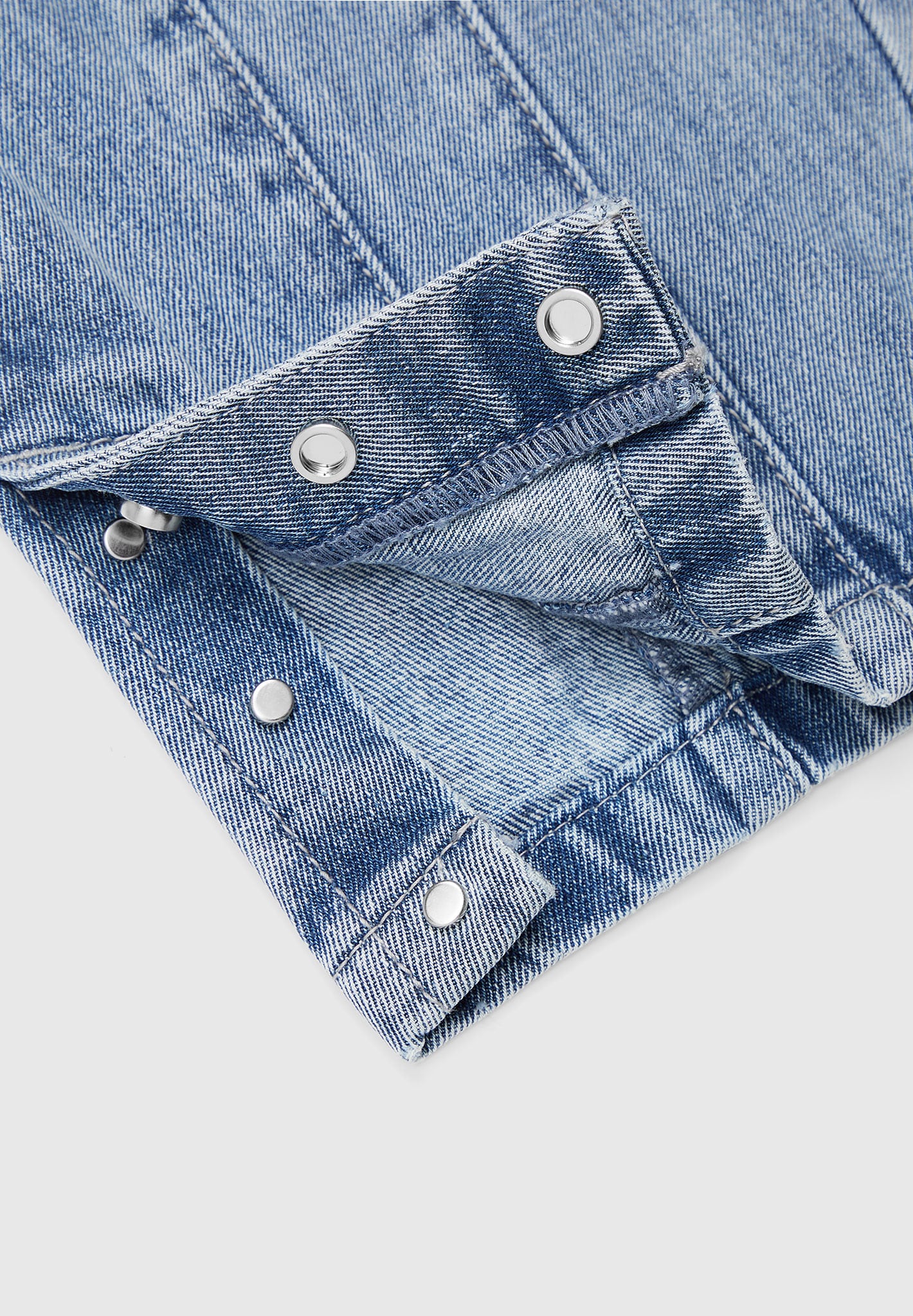 Contour Detail Mom Jeans - Mid Blue | Manière De Voir