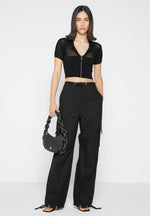 zip-front-knitted-crop-top-black